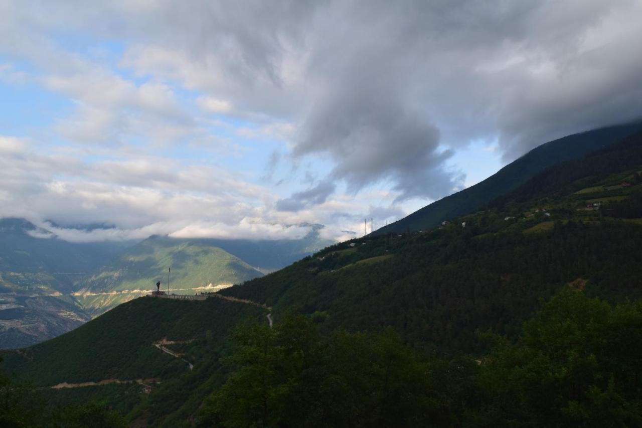 Mars Otel Artvin Buitenkant foto